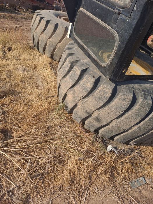 Трактор Дизель эхтиёт кисмлари сотилади.