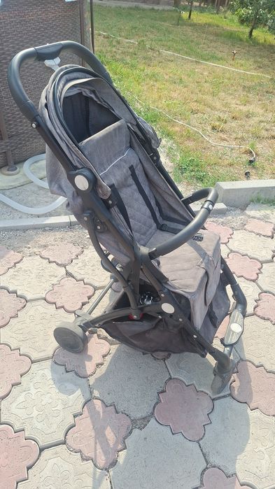 Детская коляска прогулочная