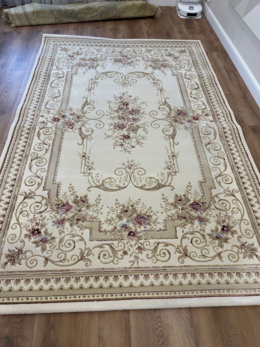 Ковры продам в отличном состоянии