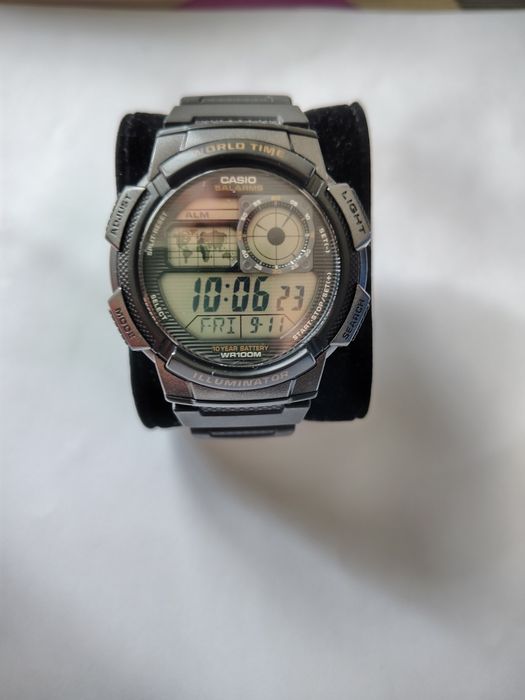 Ceas de mana Casio iluminator