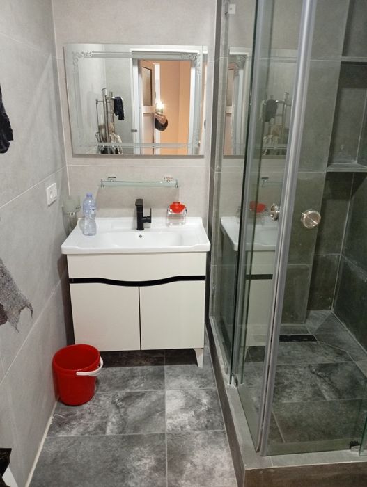 Продается квартира в ЖК Қорасув рядом с 1 род.дом,2 этаж 70