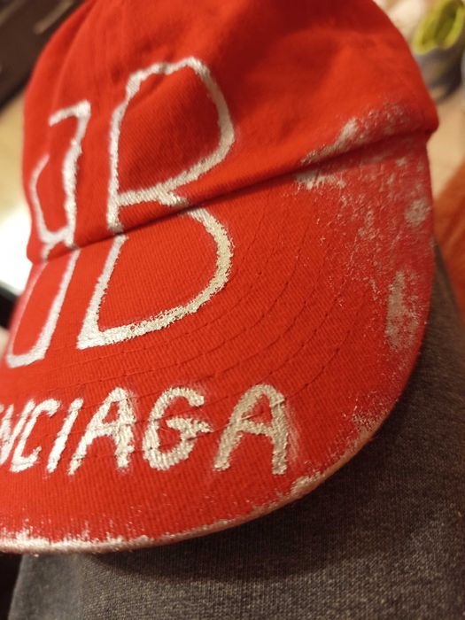 Balenciaga шапка маркова , шапка с козирка