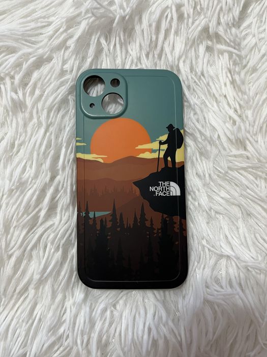 Чехлы на iPhone 13 Pro