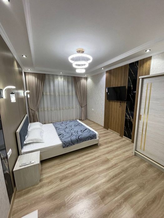 Продаётся Чиланзар 9 2в3 1 этаж. Балкон 1,5* 6.