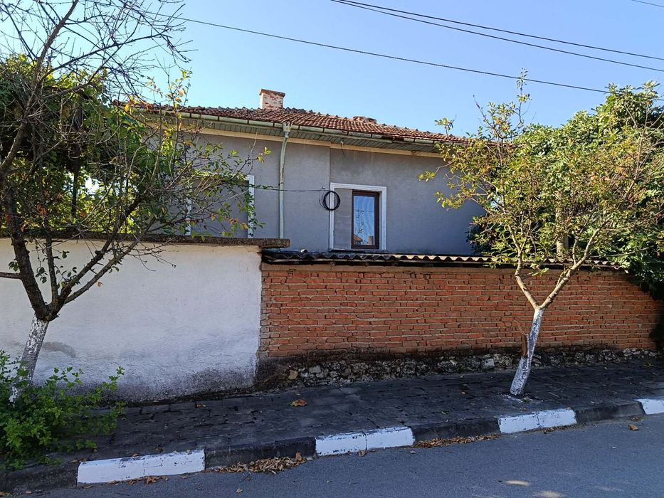 Продавам Къща във село Чоба