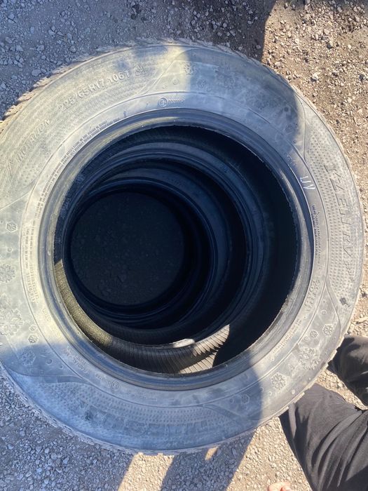 Прлдам резину 225/65 R17