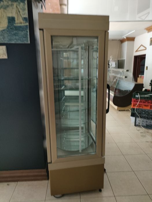 Frigidere expunere patiserie cofetarie