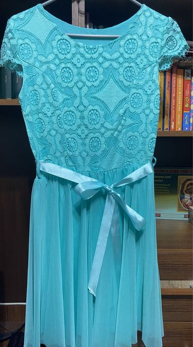 rochie draguta potrivita pentru banchete sau petreceri