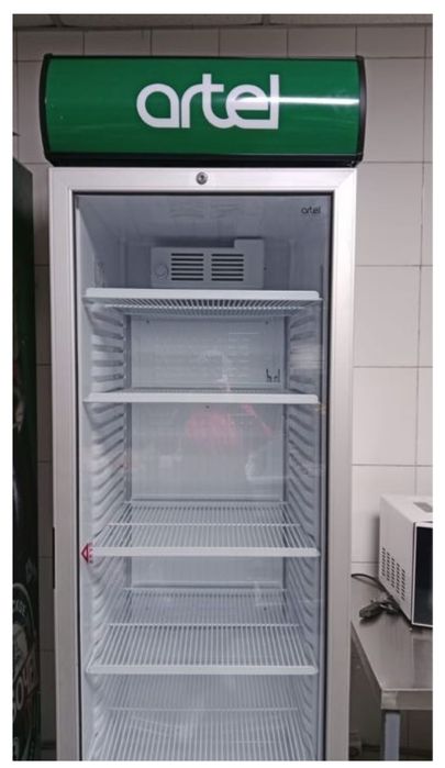 ARTEL Витринный холодильник сатылады