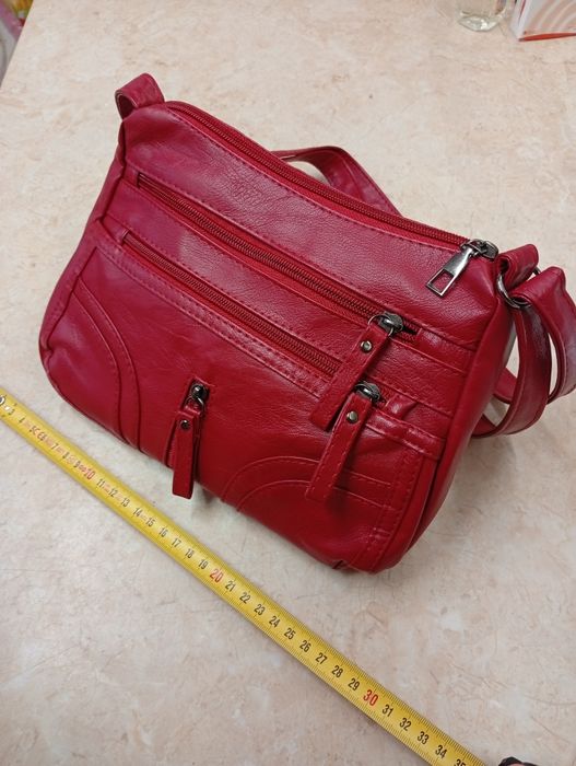 Geanta dama roșie