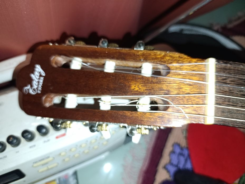 Chitara acustica