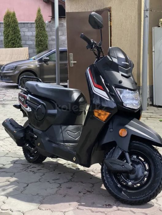 Продам Мопед Honda Cliq