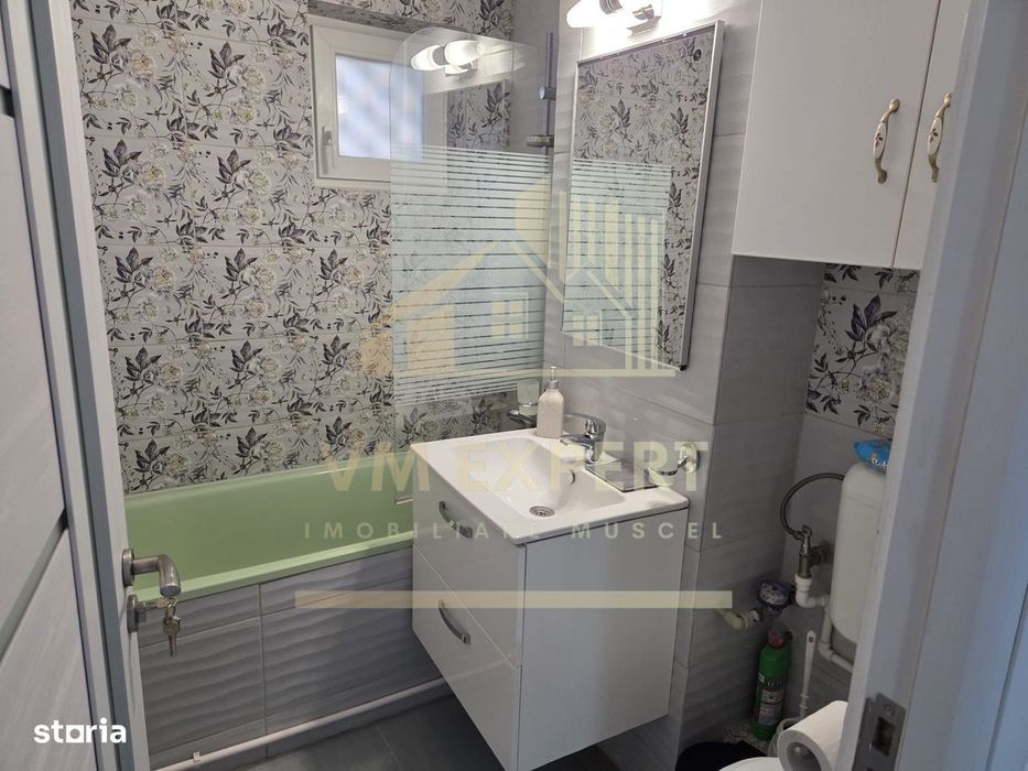 Apartament 3 Camere Etaj 2 Calea București- Pitești