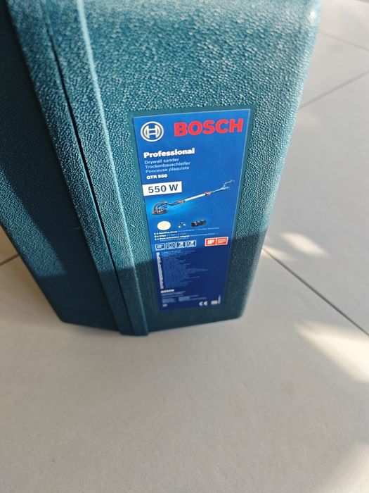 Шлайф машина за СТЕНИ и тавани Bosch GTR 550