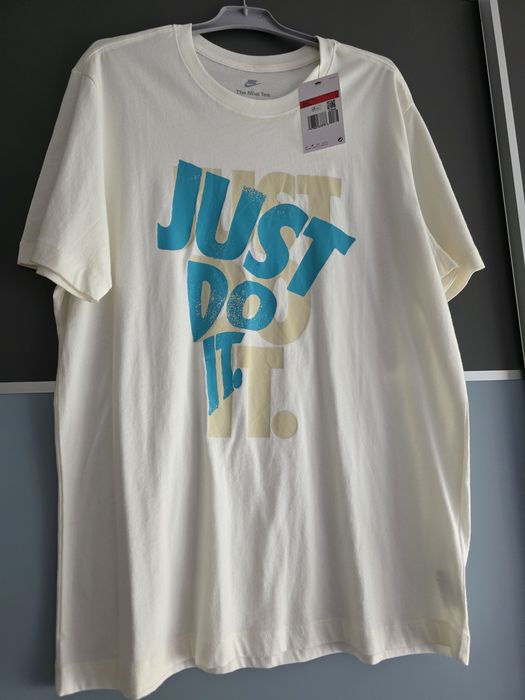 Tricou Nike mărimea L