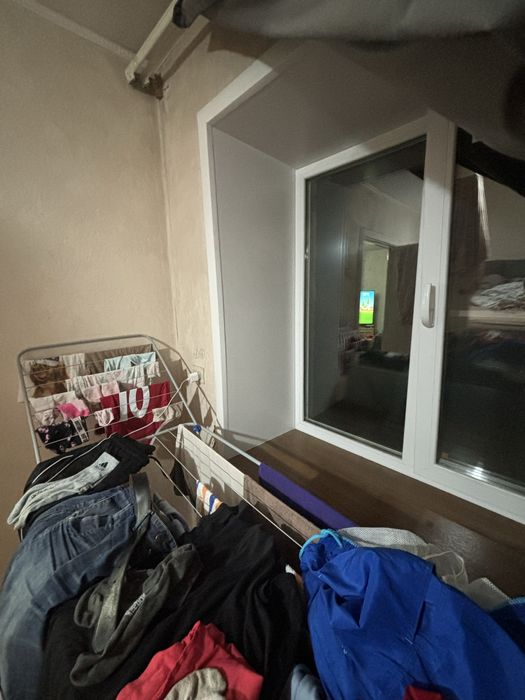 Продам 2 комнатую кайсенова 125