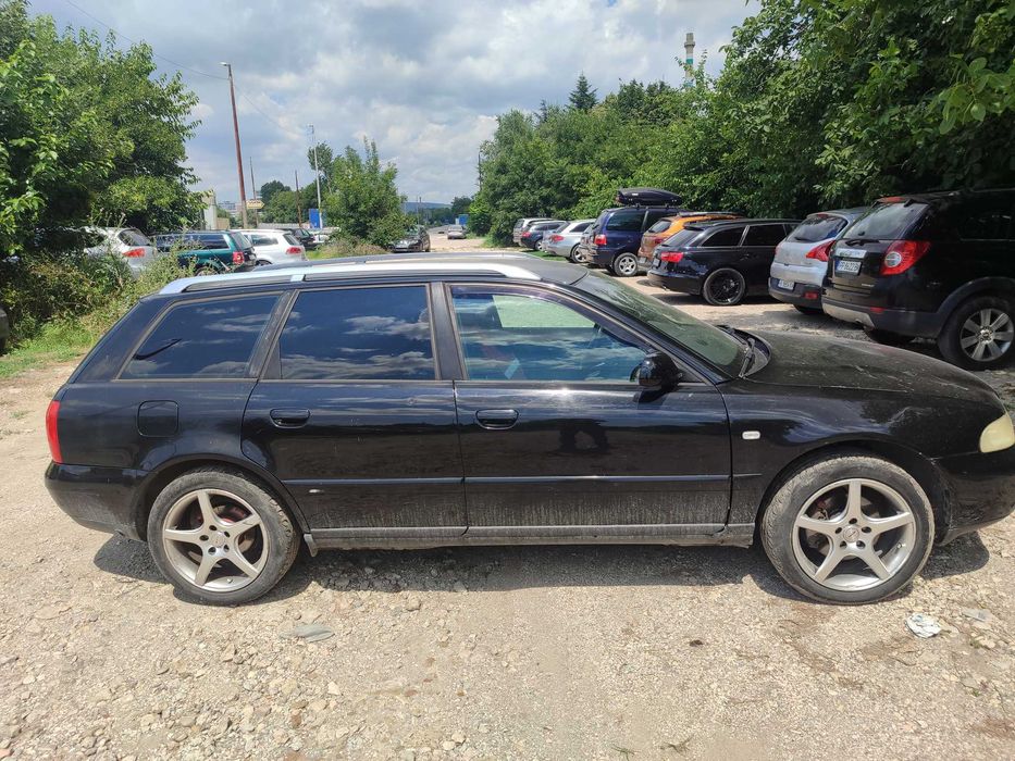 Audi a4 b5 1,8t на предно има забележки