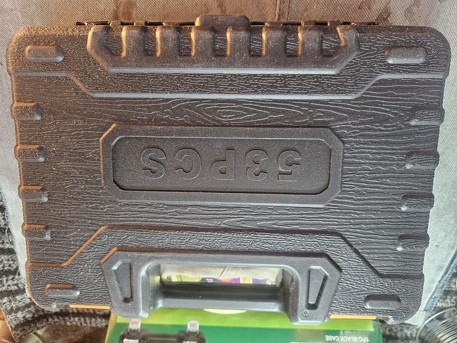 Продам набор головок.