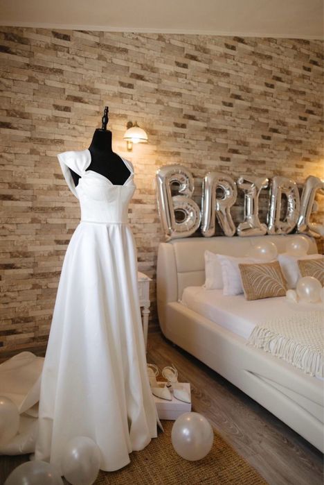 Inchiriez manechine / bust nunta Rochie de mireasa Costum de mire - Ginerica Costum copil