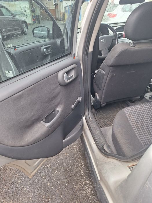Opel Corsa C 2005 Benzina