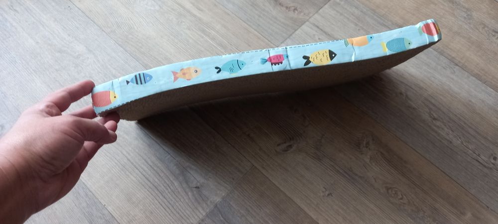 Продам когтеточку новую