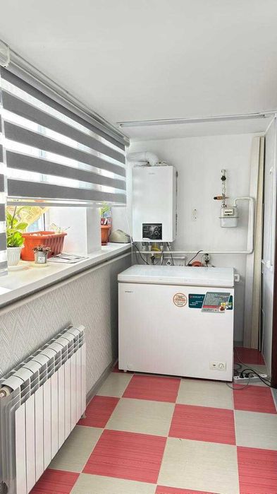 Продаётся 3 ком квартира мкр ЖЕНИС