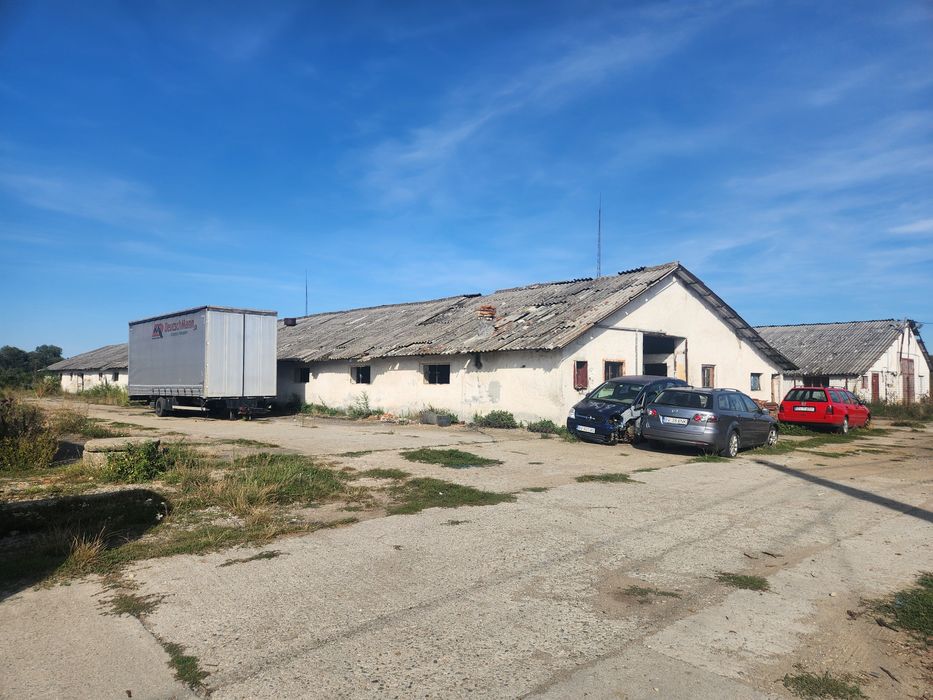 Vând sau Închiriez 2  Hala si teren Rausor Brașov