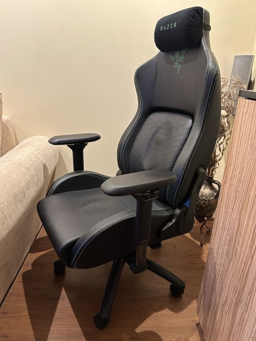 Razer iskur Геймърски стол