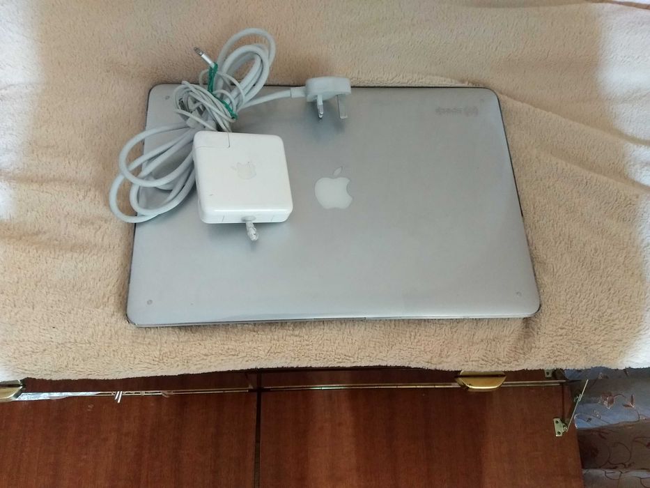 Продам ноутбук МасBook Pro