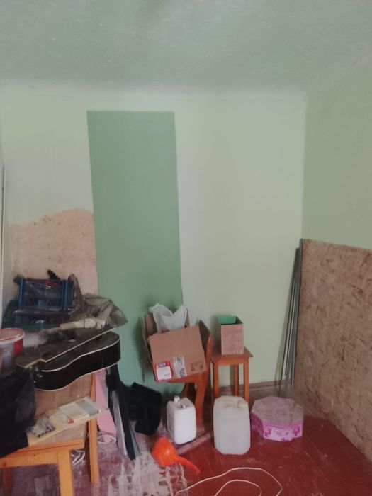 Продается теплая  2 комнатная квартира