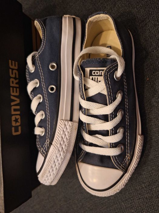 Детски кецове Converse 29 номер, като нови ЗАПАЗЕНИ