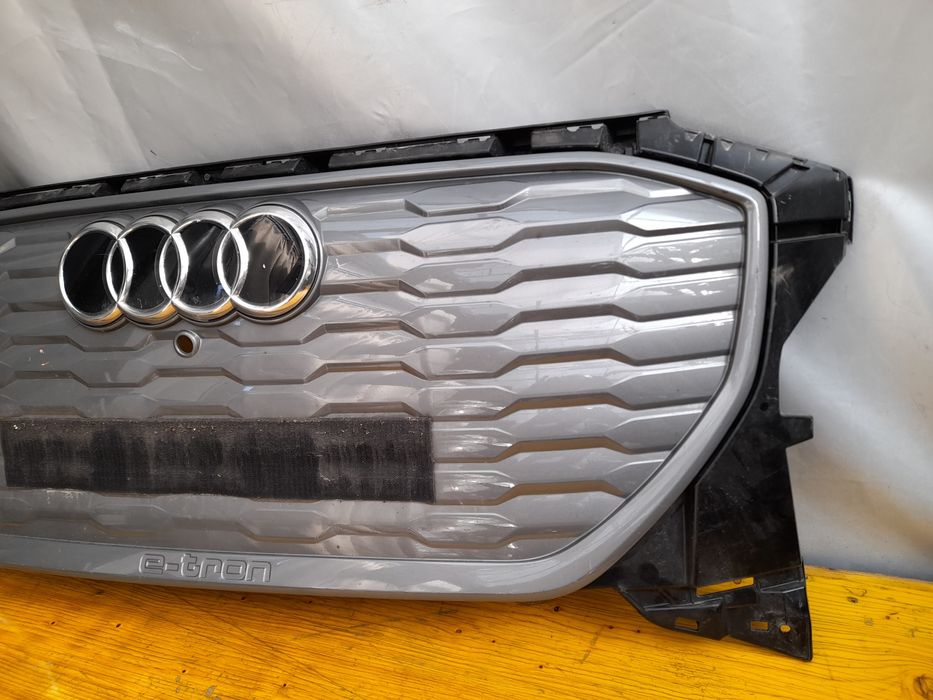 Грил решетка основа панел  Vw E-Tron