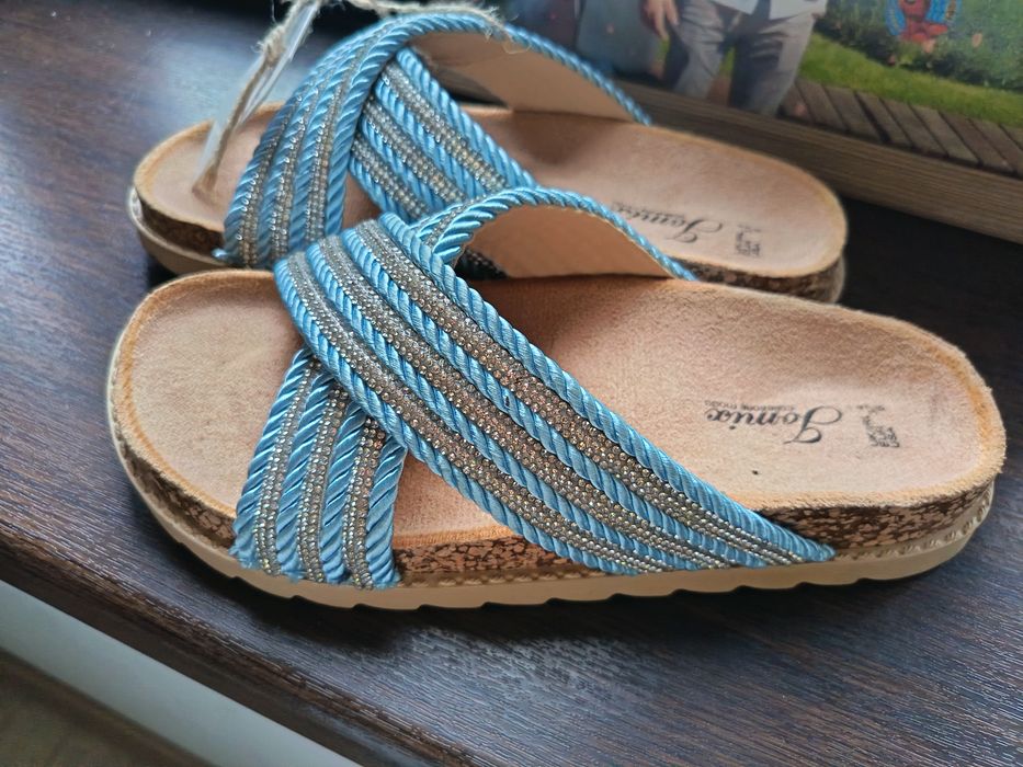 Papuci/sandale noi