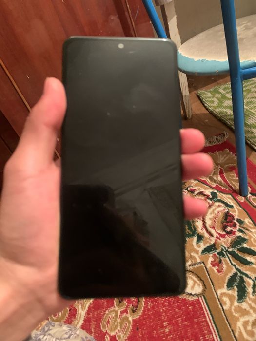 Самсунг а 52 и Редми нот 10про