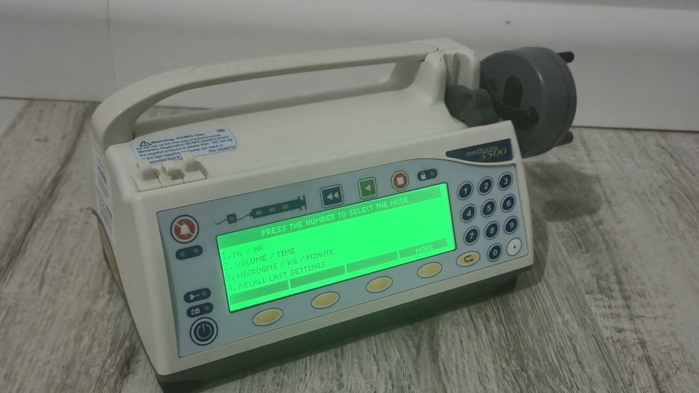 Injectomat Medfusion 3500 - 12V/230V, pompa de infuzie automata