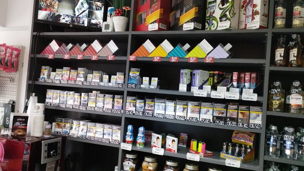 Етажерка за магазин