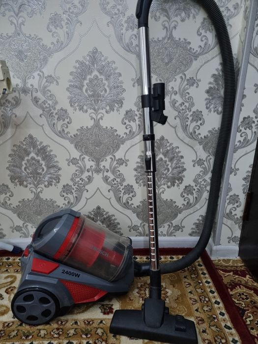 Пылесос Bosch-2400-W
