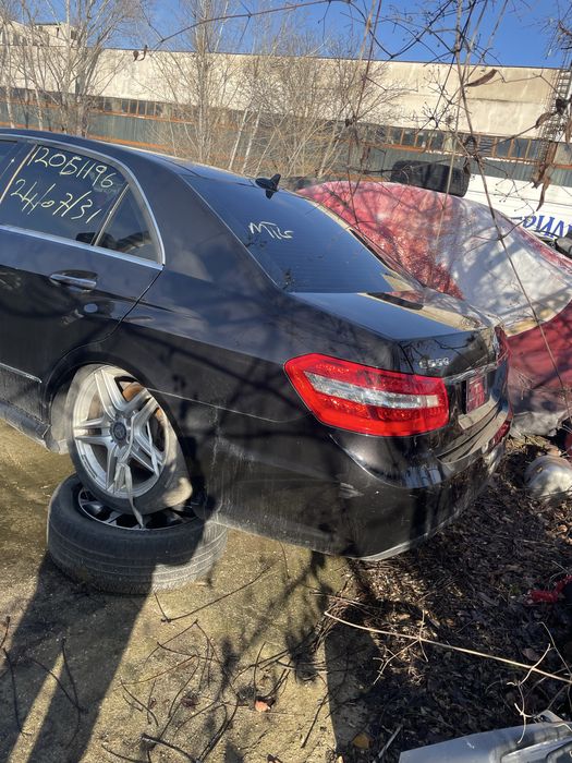 Mercedes E550 на части