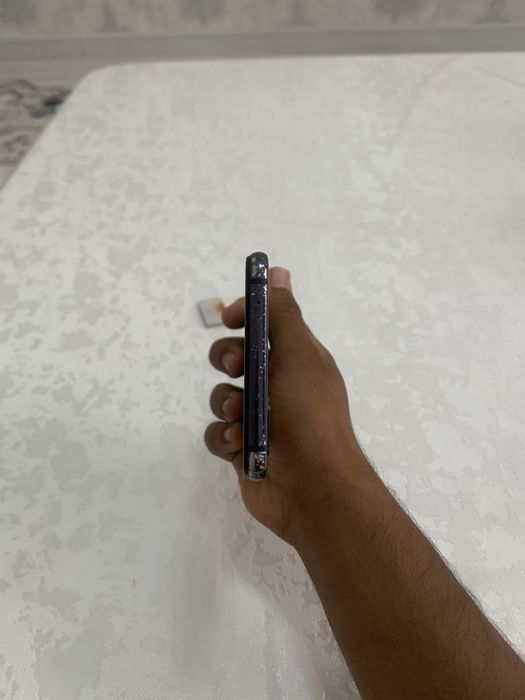 Mi 8 Lite  550000