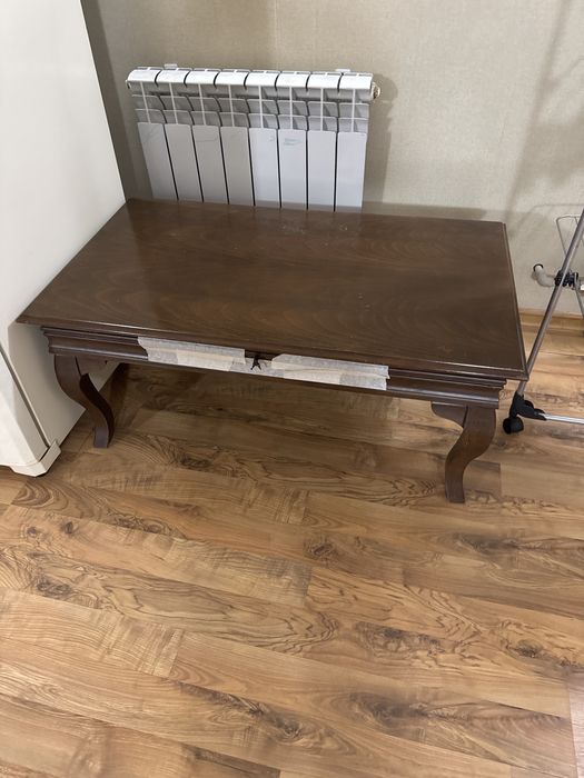 Продам журнальный столик