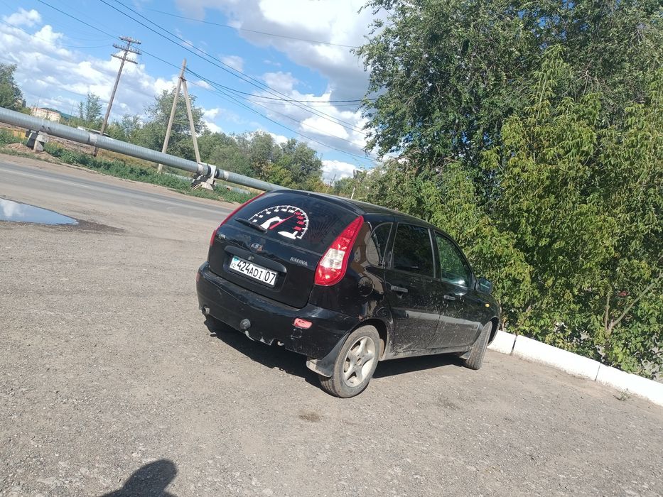 Продам калина 2011года