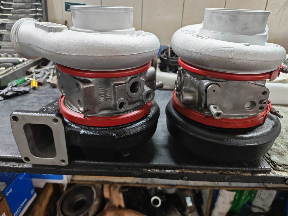 Турбина новая HY40V (Курсор 8) Ивеко