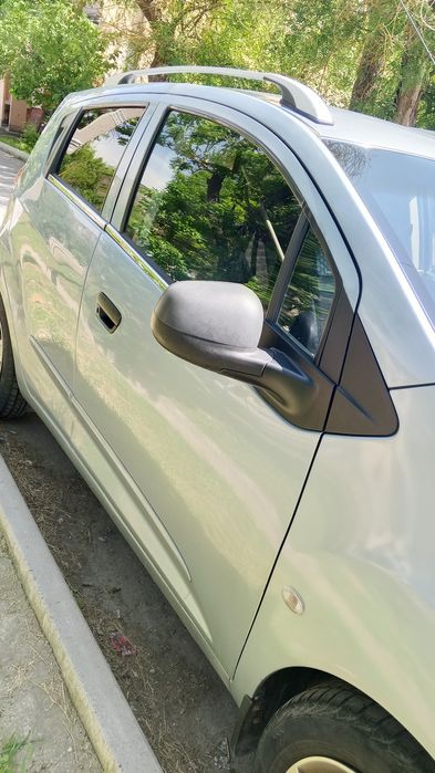 Spark ayirboshlash Kobalt treker1 ga almashaman pulini ustida gaplashi