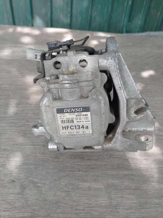 Компрессор кондиционера Subaru Legasi