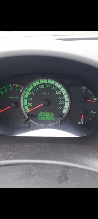 Мазда 5 . Семейна кола