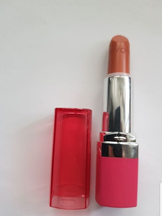 Avon Ruj nuanța Luscious Peach