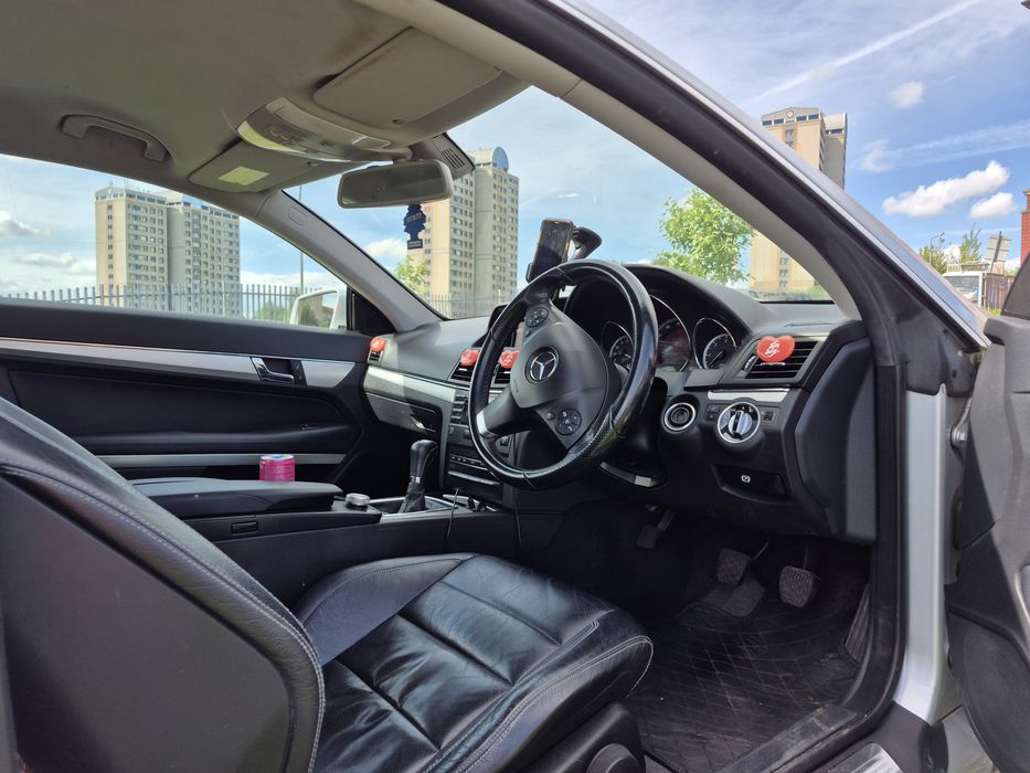 Mașină de vânzare mercedes E250 SE CDI Sport Coupe 2011 117000 miles volan pe dreapta