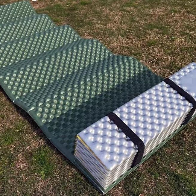 Туристическая коврик (каремат). Sayohat uchun korpa (karemat)