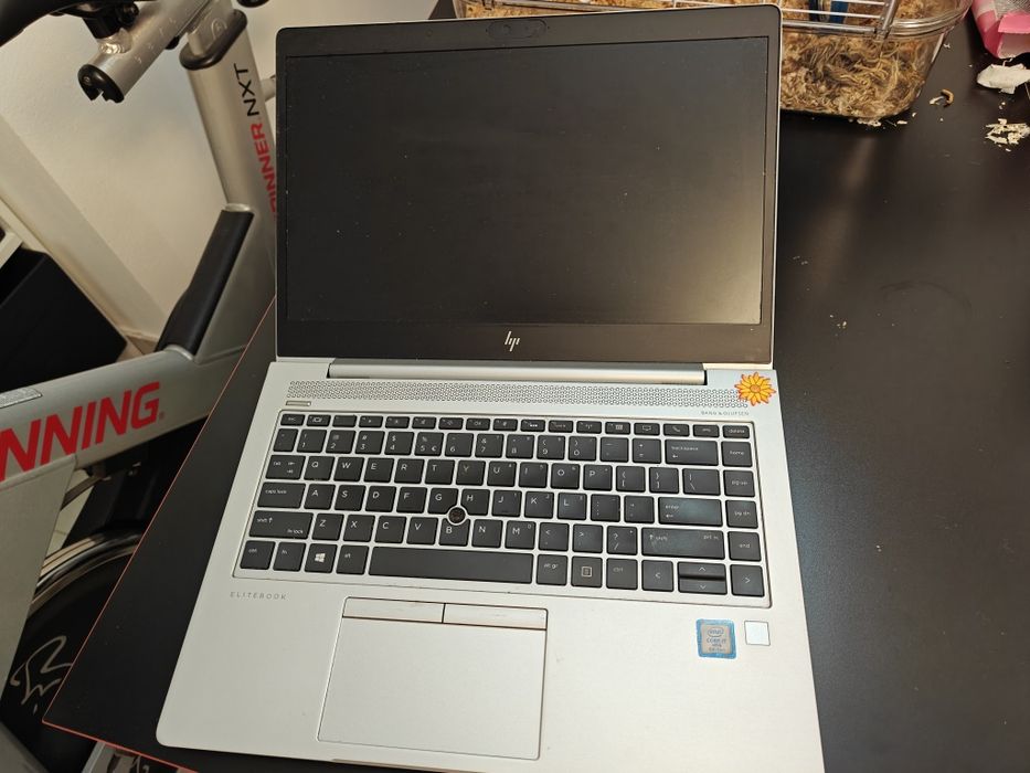 De vânzare: Laptop HP EliteBook 840 G5 – performant și bine întreținut