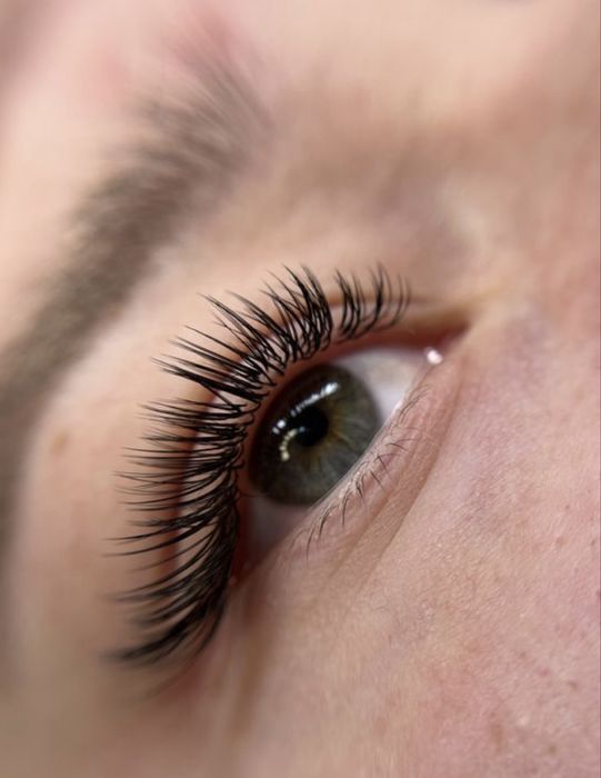 Наращивание ресниц и ламинирование с 09:00 до 03:00